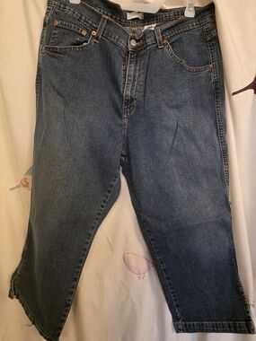 Levi's Dark Blue Cropped Straight-Leg Jeans